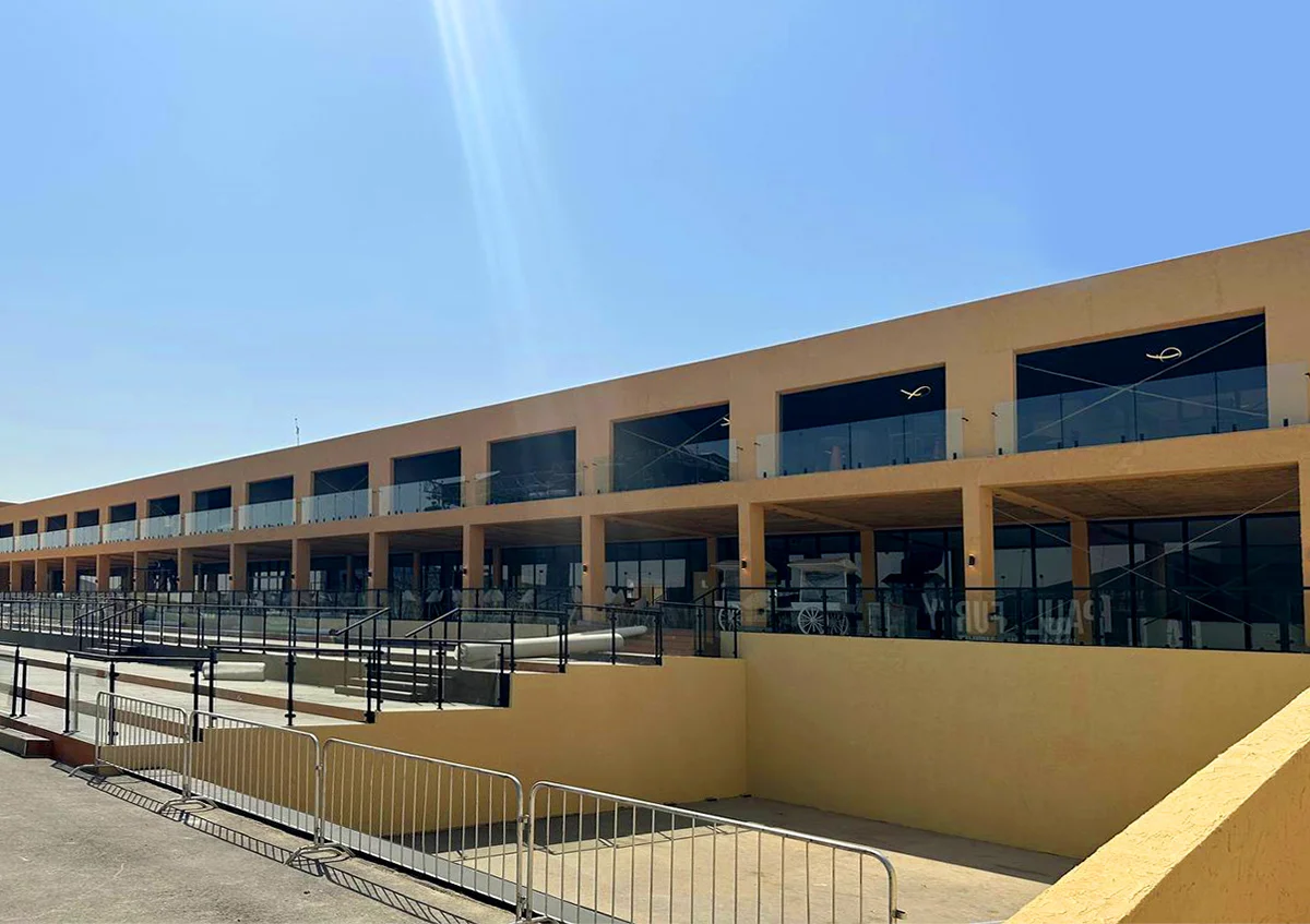 Flat Double Decker tents UAE - Flat Double Decker tent for Diriyah Season - Flat Double Decker Tent - Alfares International Tents